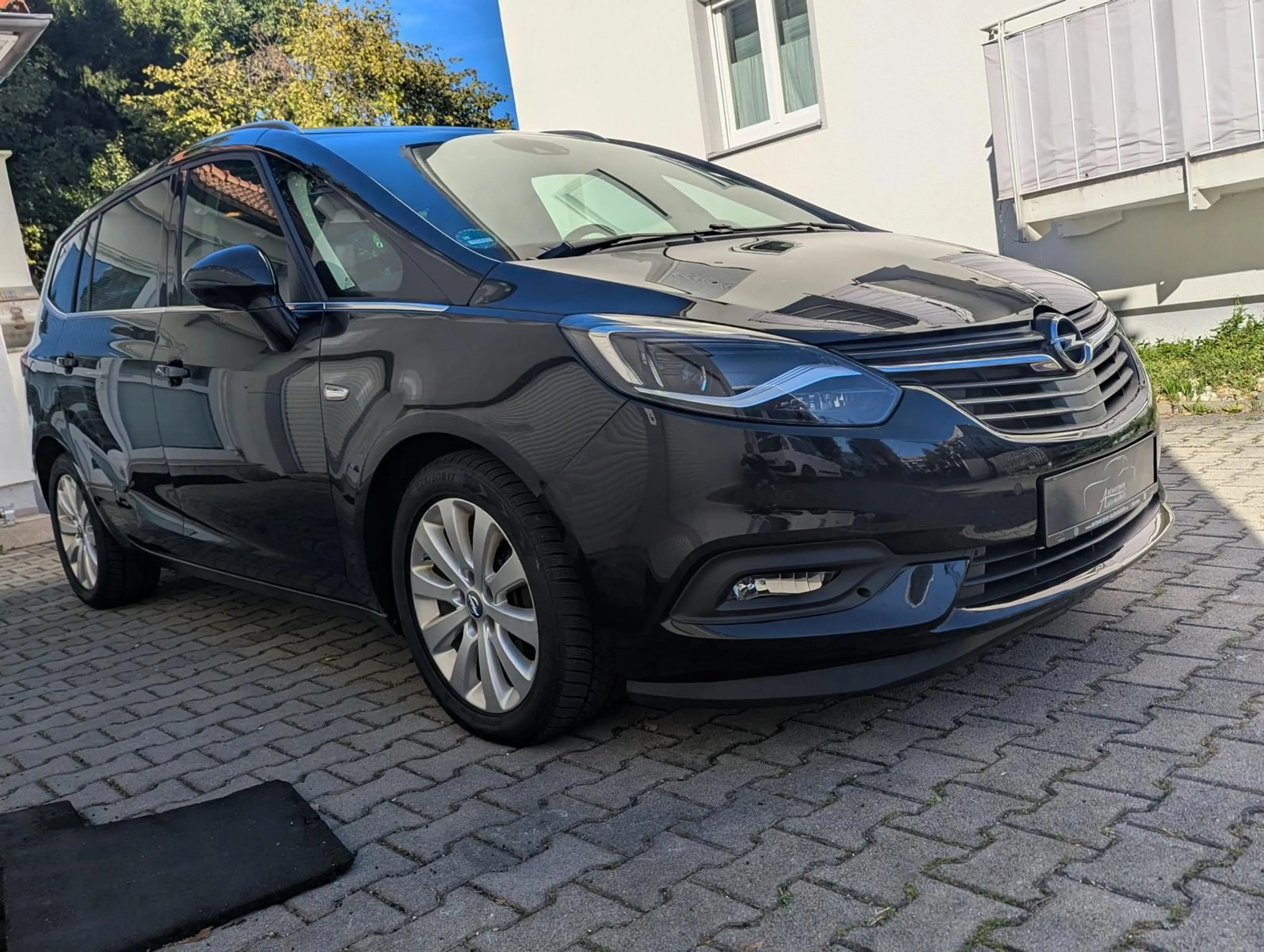 Opel Zafira 2.0*CDTI*Navi*Automat*ACC*Carplay*7Sitzer — photo 3