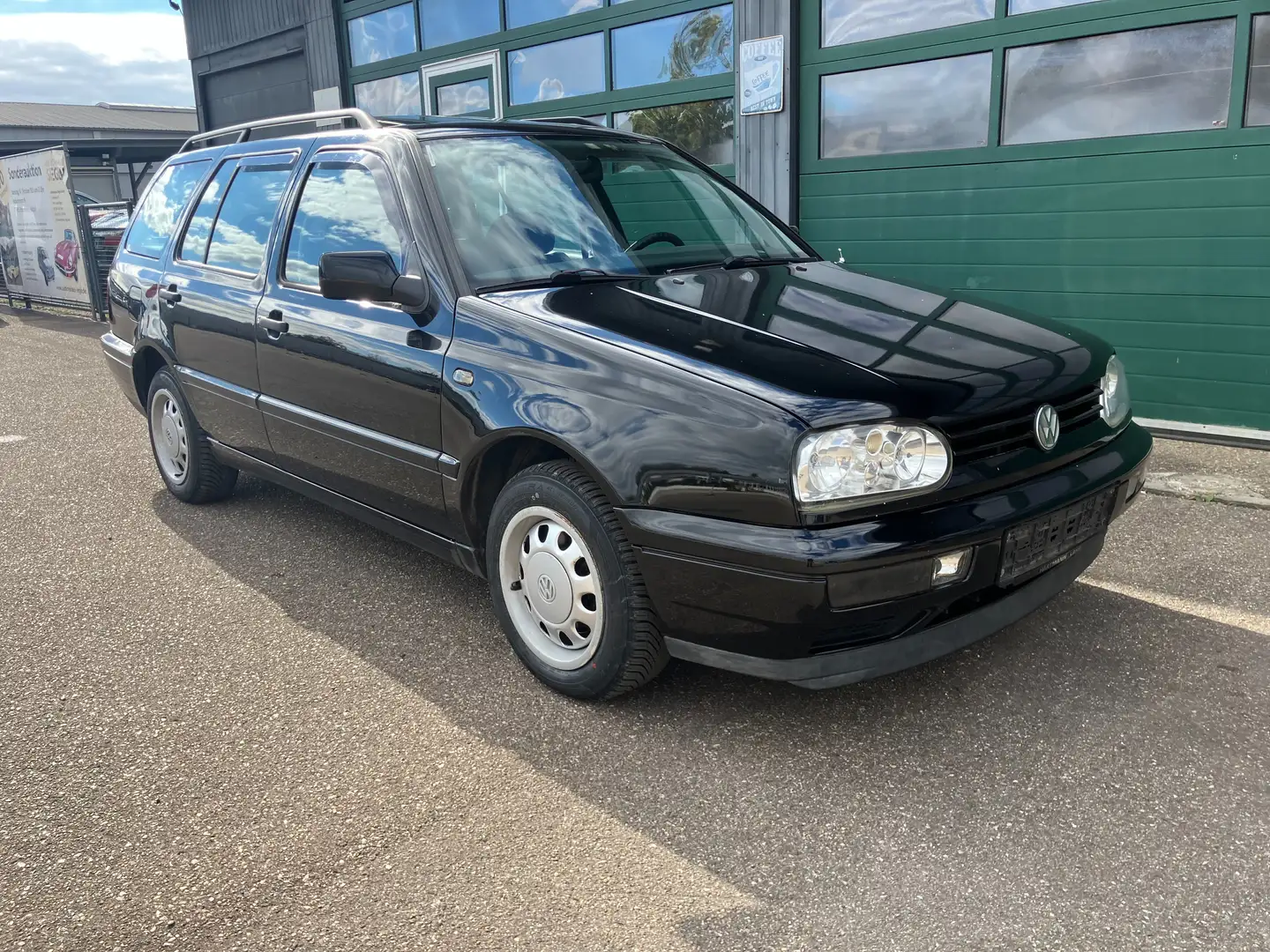 Volkswagen Golf III 1.9 TDI SD Sportsitze AHK Allwetter TÜV NEU Noir - 2