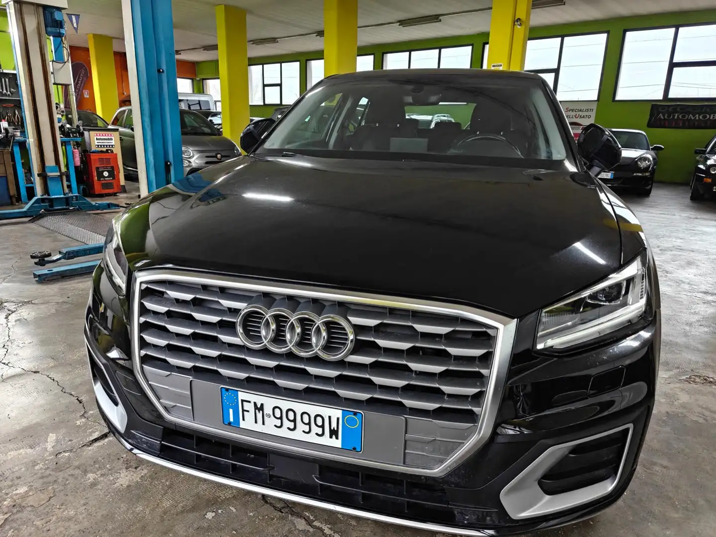 Audi Q2 1.6 tdi Sport Advenced S-tronic Noir - 2