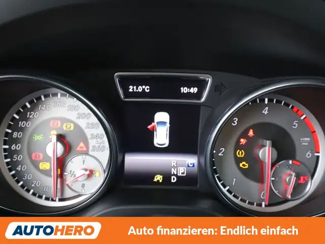 Mercedes-Benz GLA view 20