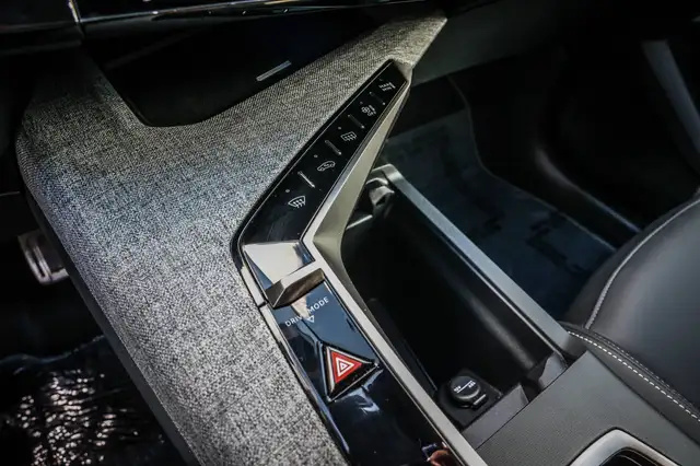 Peugeot 3008 view 16
