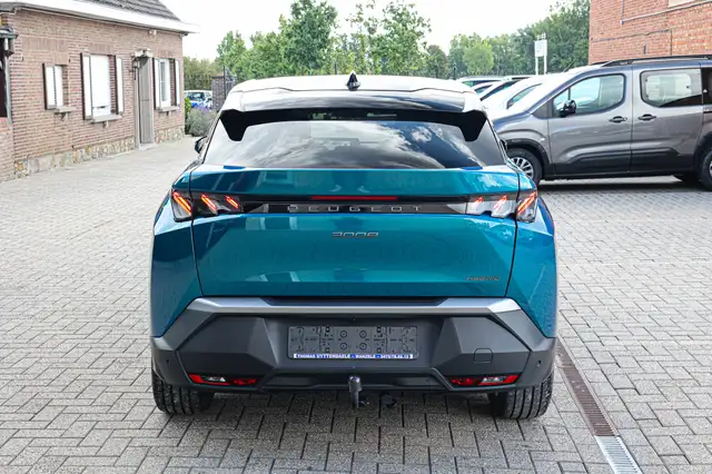Peugeot 3008 view 6