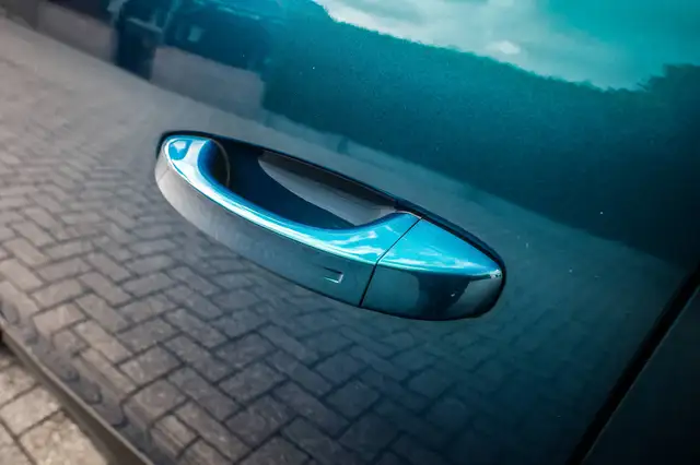 Peugeot 3008 view 9