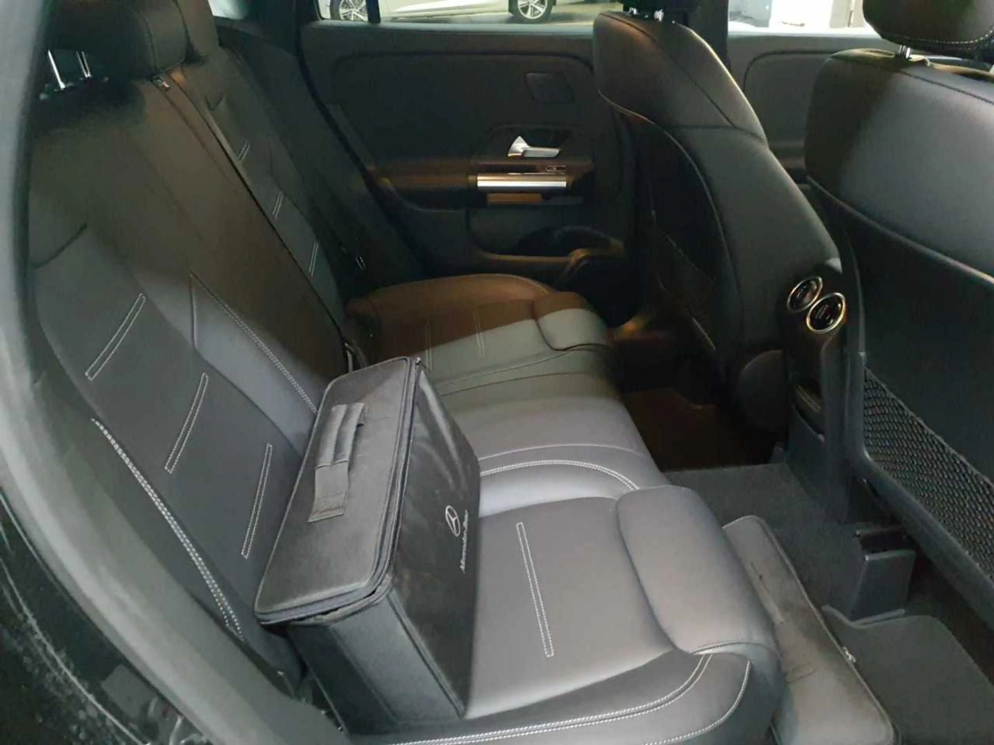 Mercedes-Benz GLA 250 GLA 250 e 8G- AMG AHK LED BusiP AssiP — photo 14
