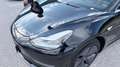Tesla Model 3 Model 3 225PS 003/E1R/Bb1N Schwarz - thumbnail 1