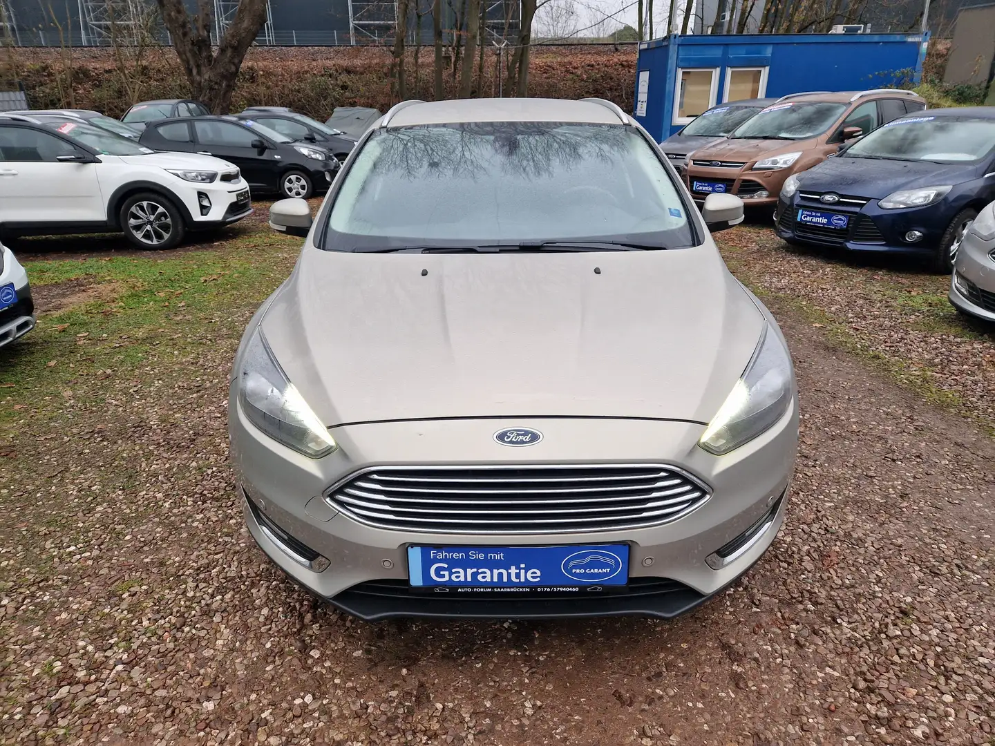 Ford Focus Turnier 77Tkm Navi LED Sitzhzg Scheckh Tempom 2Hd Grigio - 2