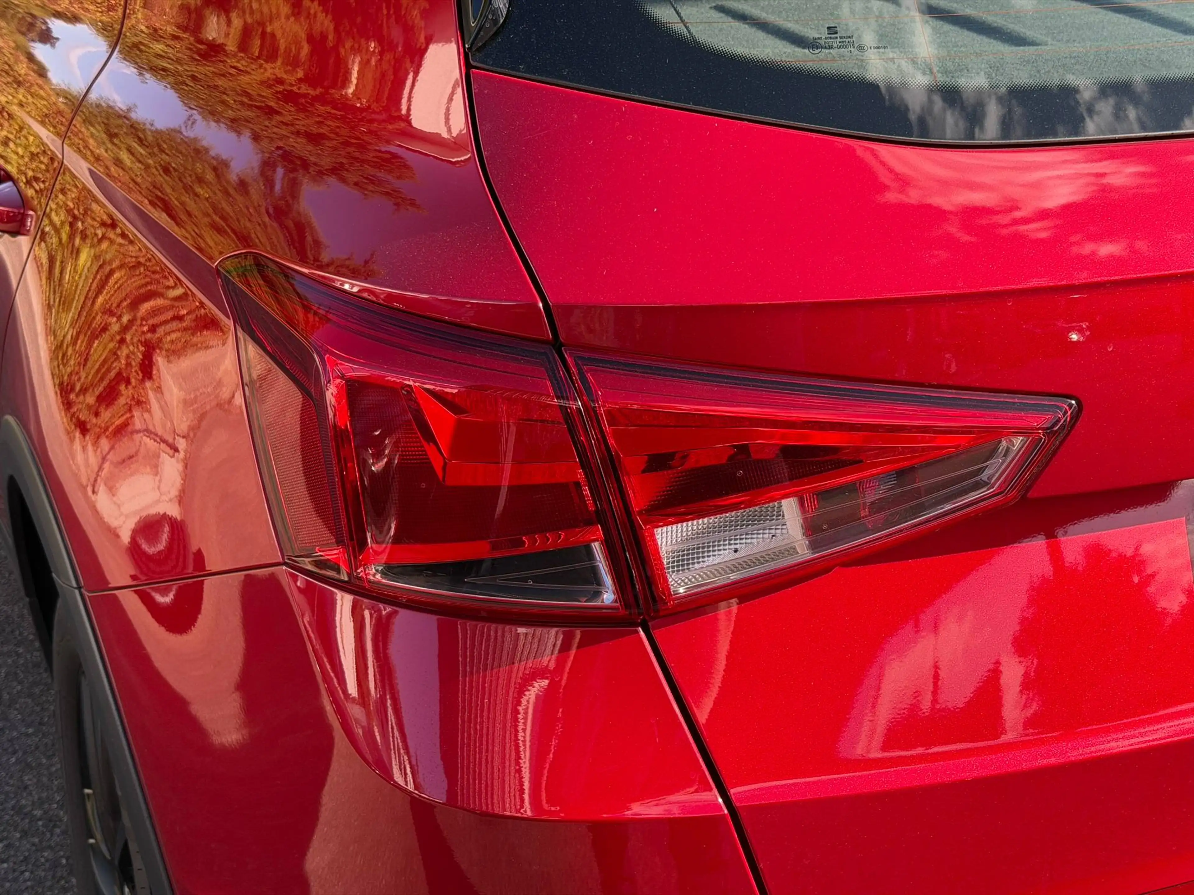 SEAT Arona 1.0 TSI Style DSG | ACC | Apple Carplay | Kamera | — photo 9