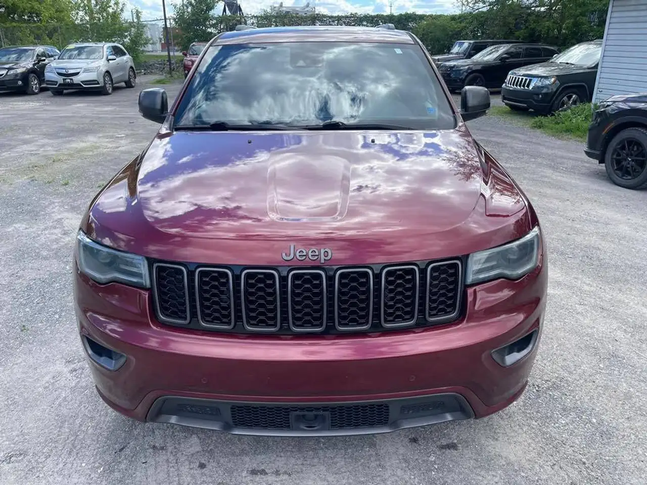 Jeep Grand Cherokee снимка Jeep Grand Cherokee