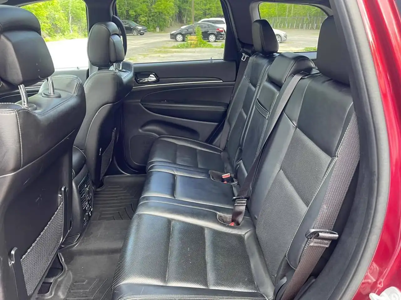 Jeep Grand Cherokee снимка Jeep Grand Cherokee