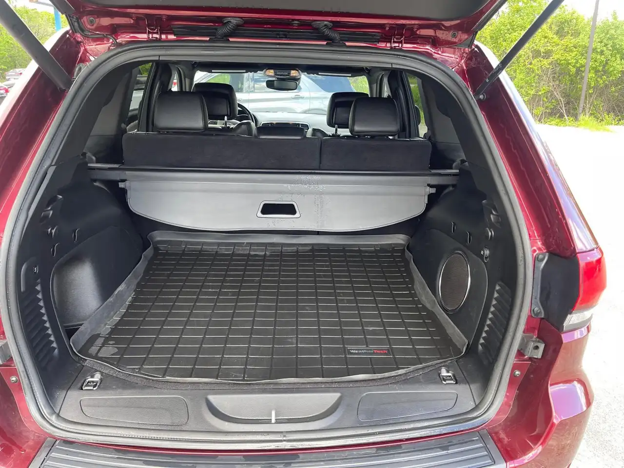 Jeep Grand Cherokee снимка Jeep Grand Cherokee