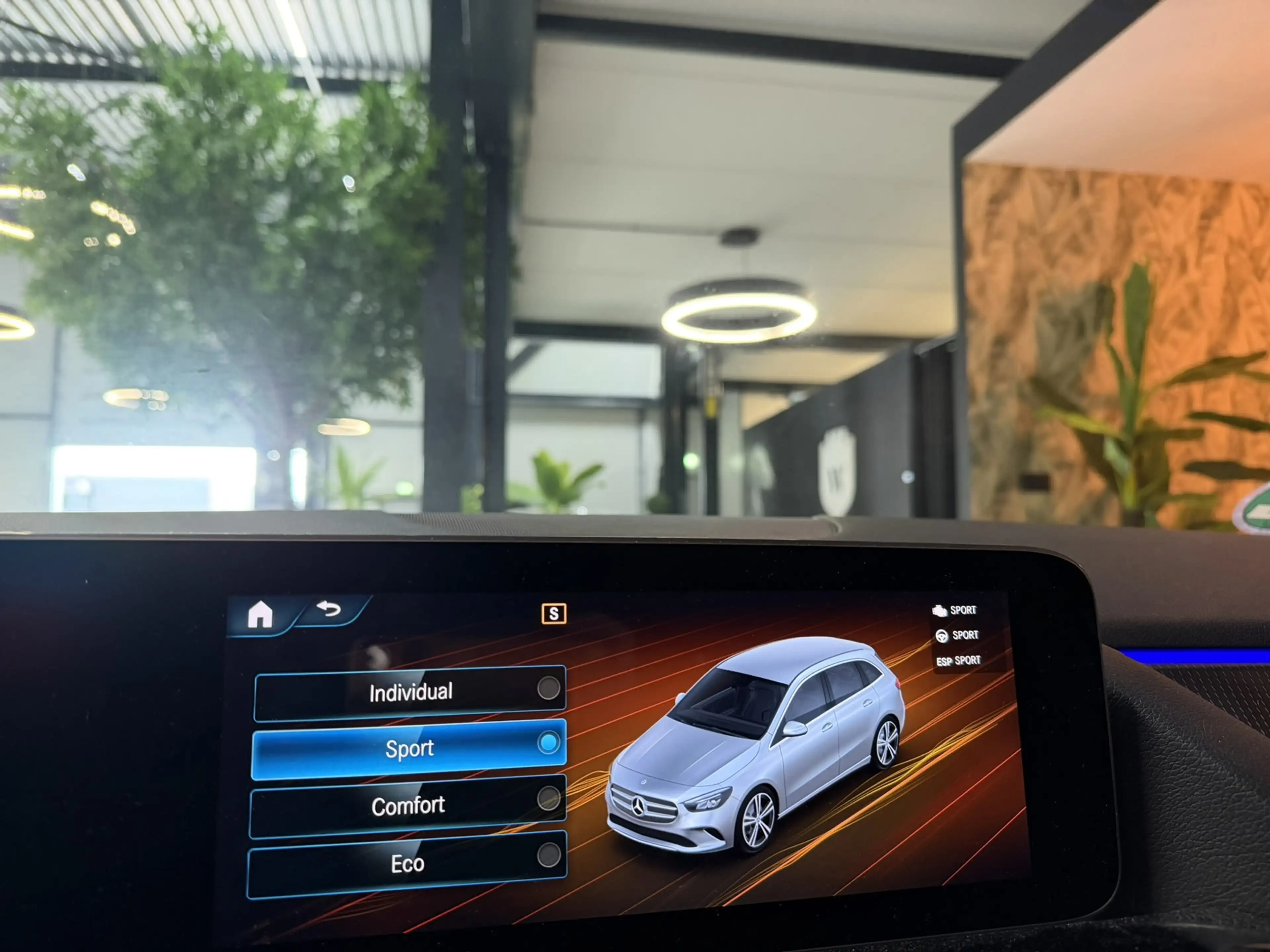 Mercedes-Benz B 180 Business Solution|Matrix LED|MBUX|Virtual Cockpit| — photo 28