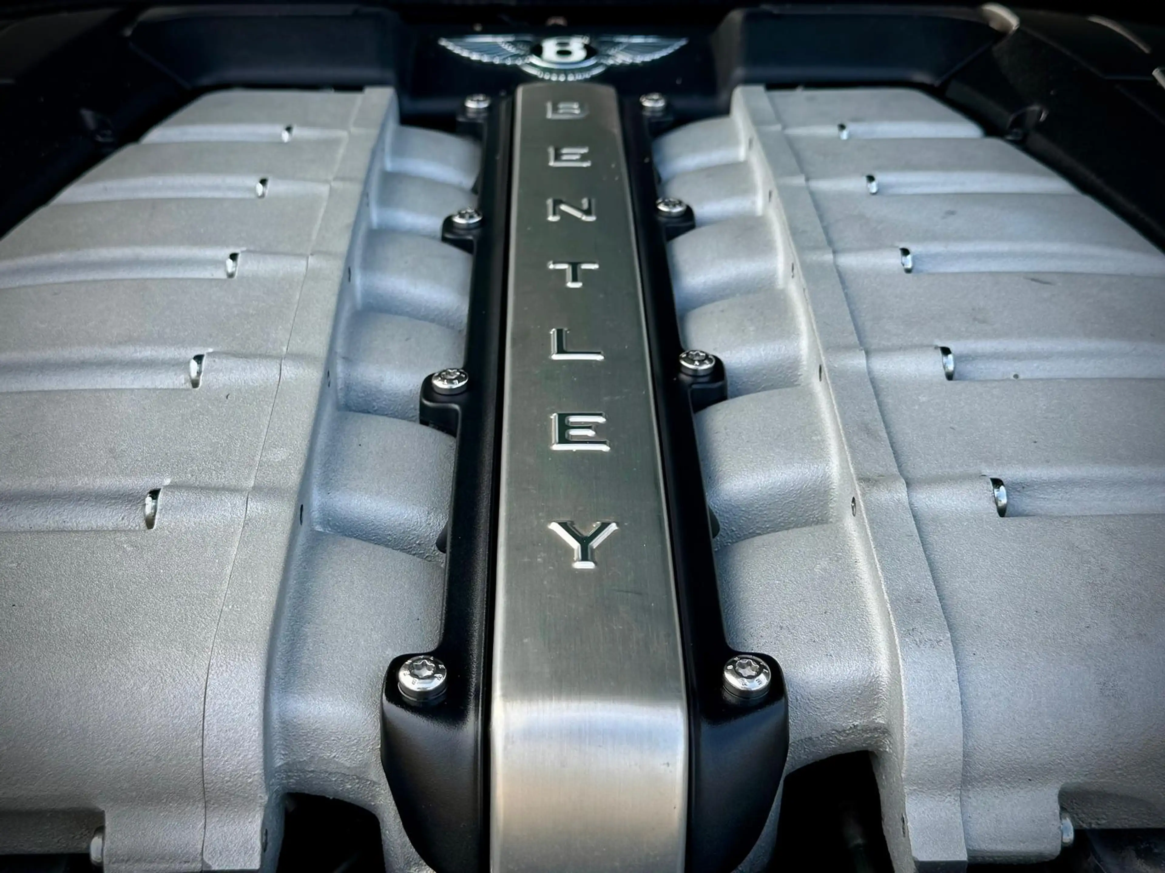 Bentley Continental GT 6.0 W12 / 560pk / Verdant Green / Cognac interior — photo 21