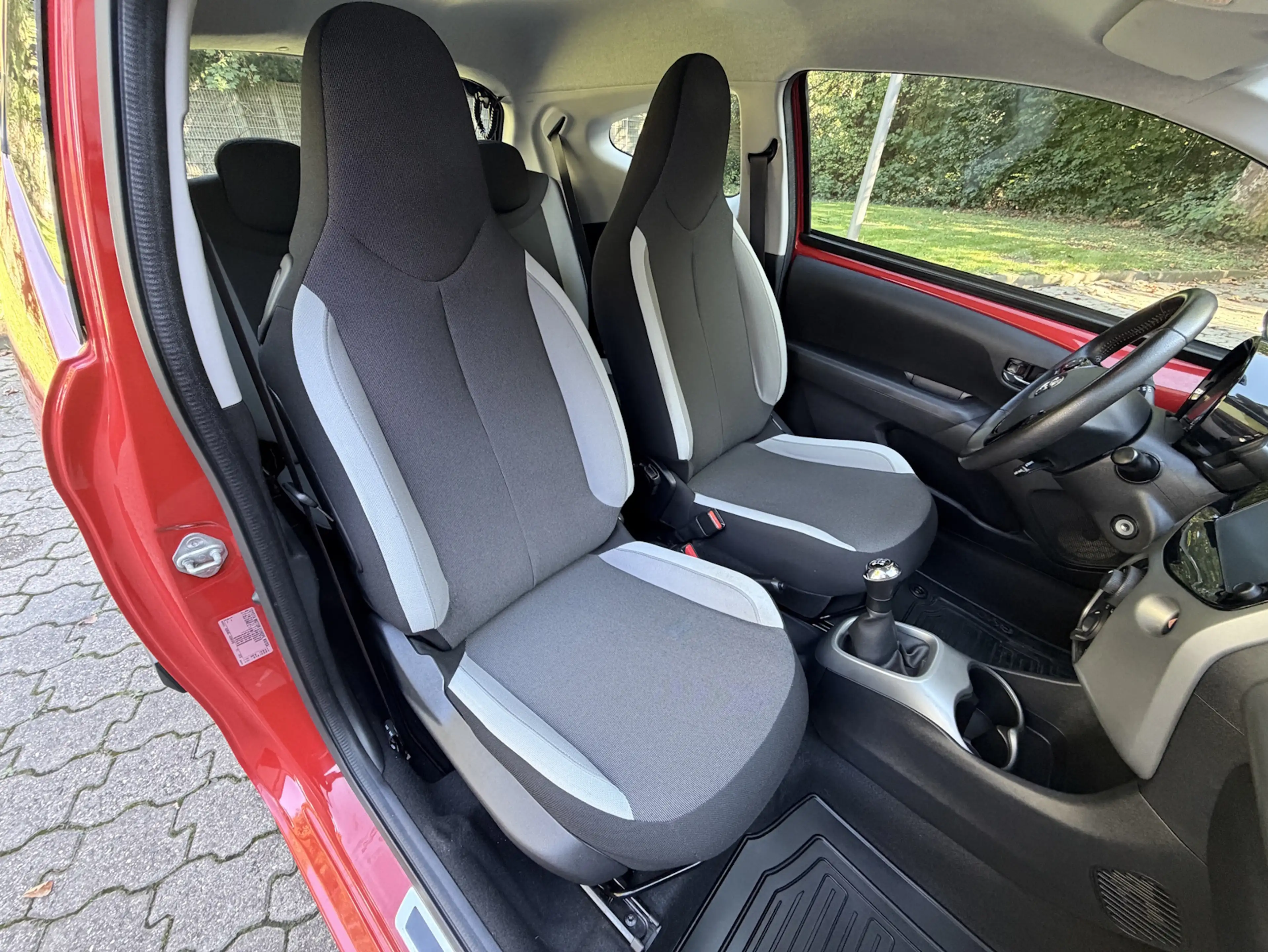 Toyota Aygo X Aygo x-play touch — photo 7