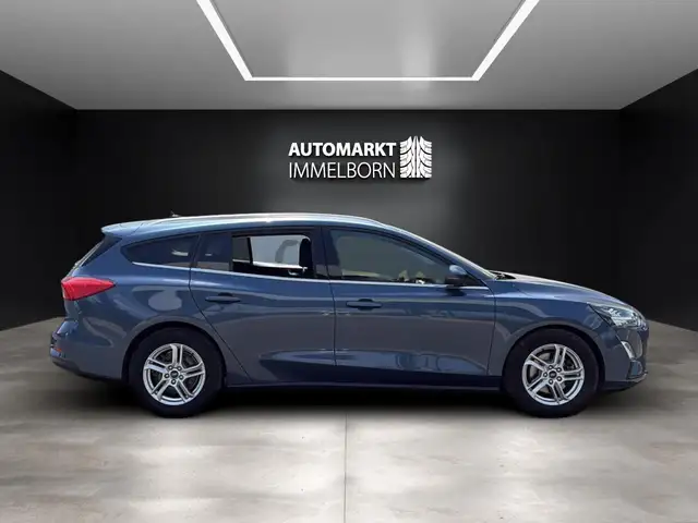 Ford Focus view 7