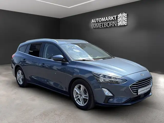 2021 Ford Focus in Blue for sale
