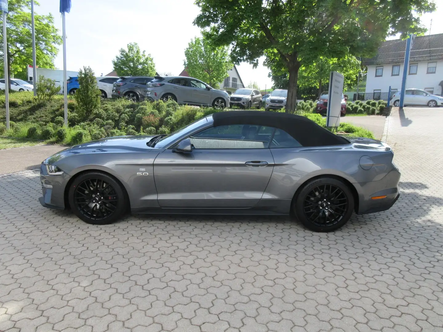 Ford Mustang GT Convertible Automatik, Magne Ride Fahrwerk Grau - 2