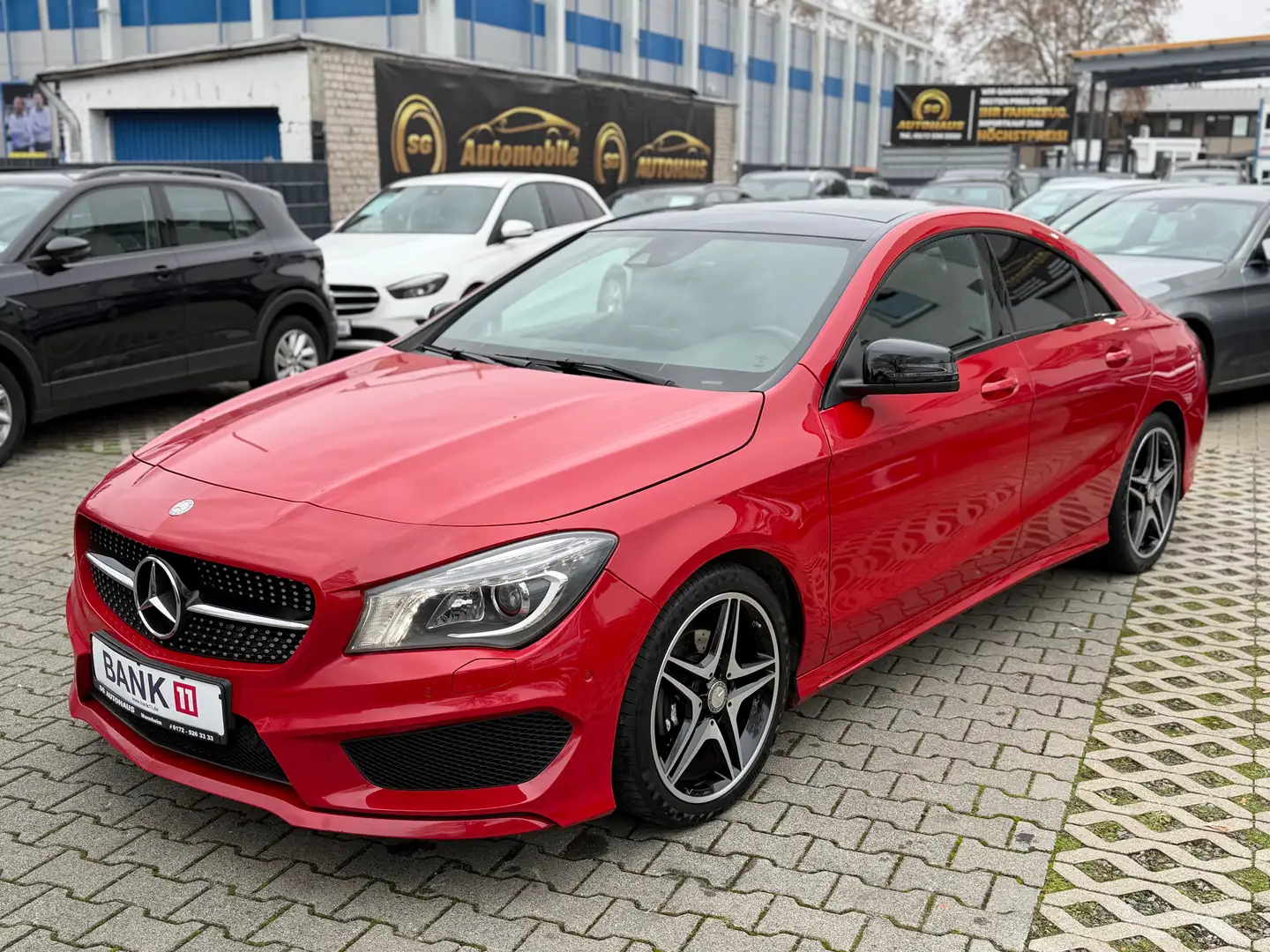 Mercedes-Benz CLA 200 CLA 200/AMG-LINE/NIGHT-PAKET/ Rouge - 2