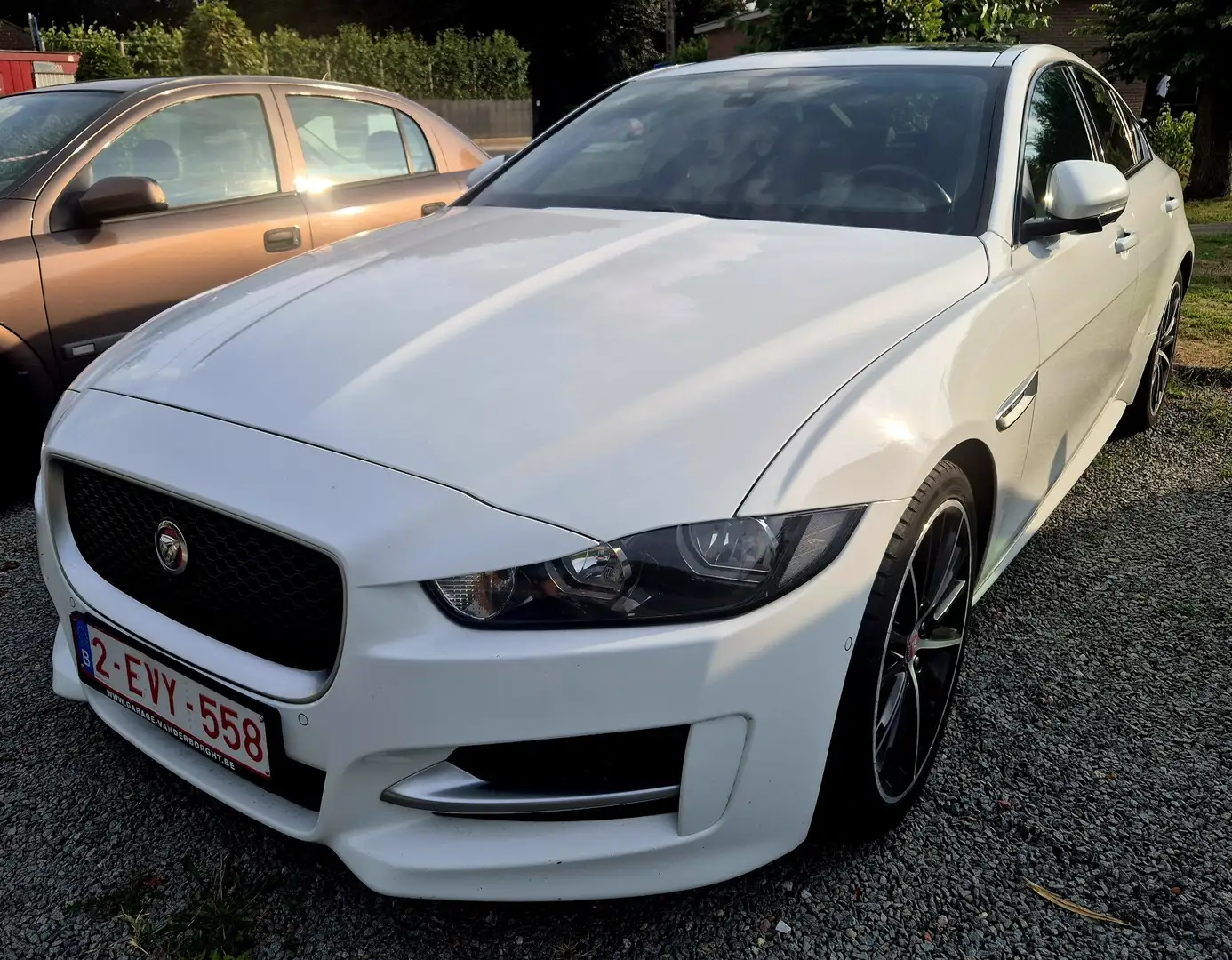 Jaguar XE 20d Aut. R-Sport - 1