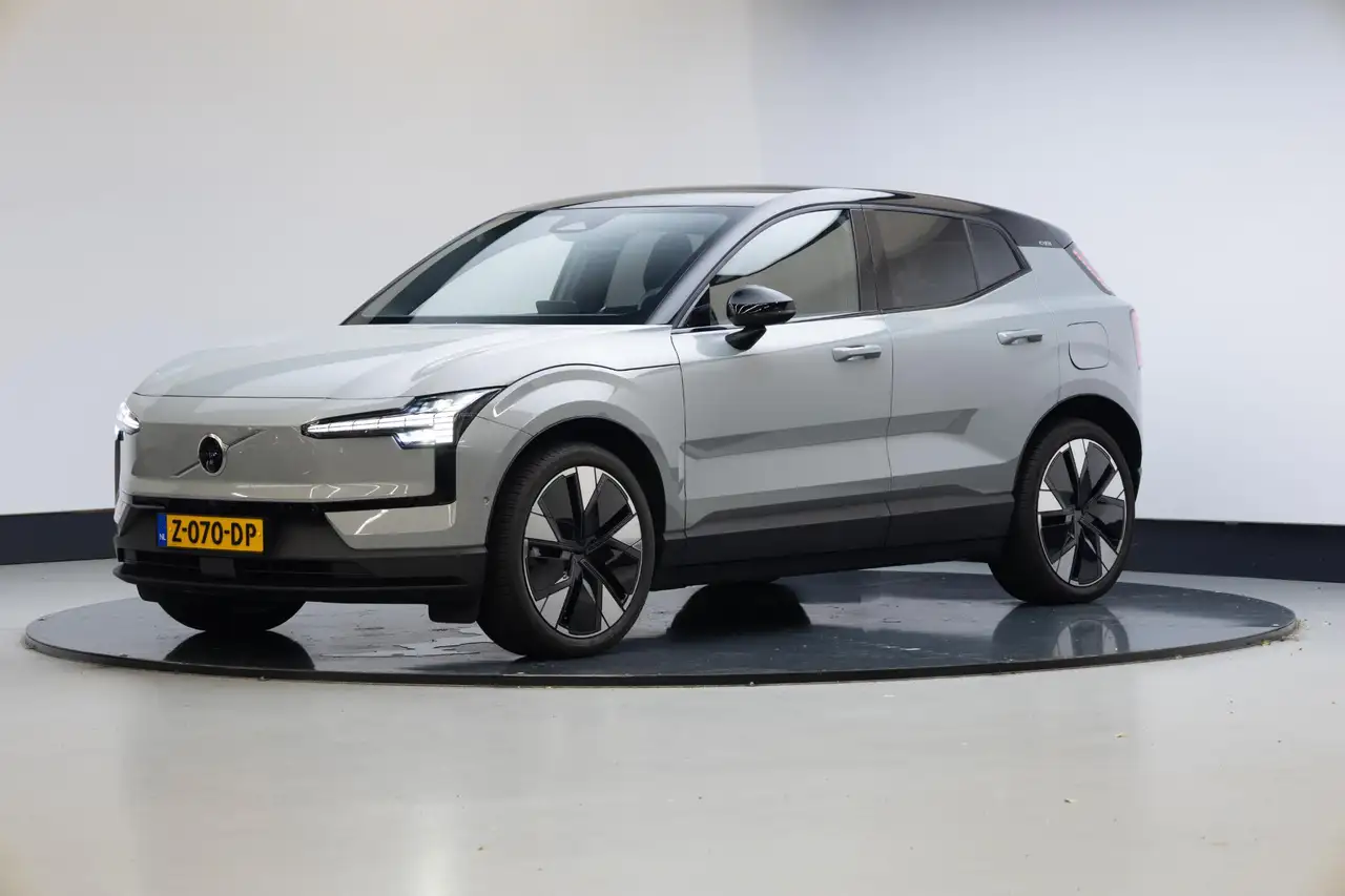 Volvo EX30 Twin Motor Performance Ultra 69 kWh Pano Keyle, миниатюра 14