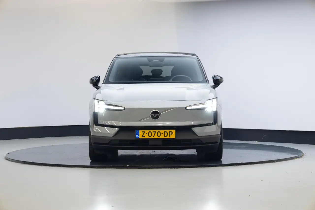 Volvo EX30 Twin Motor Performance Ultra 69 kWh Pano Keyle, миниатюра 16