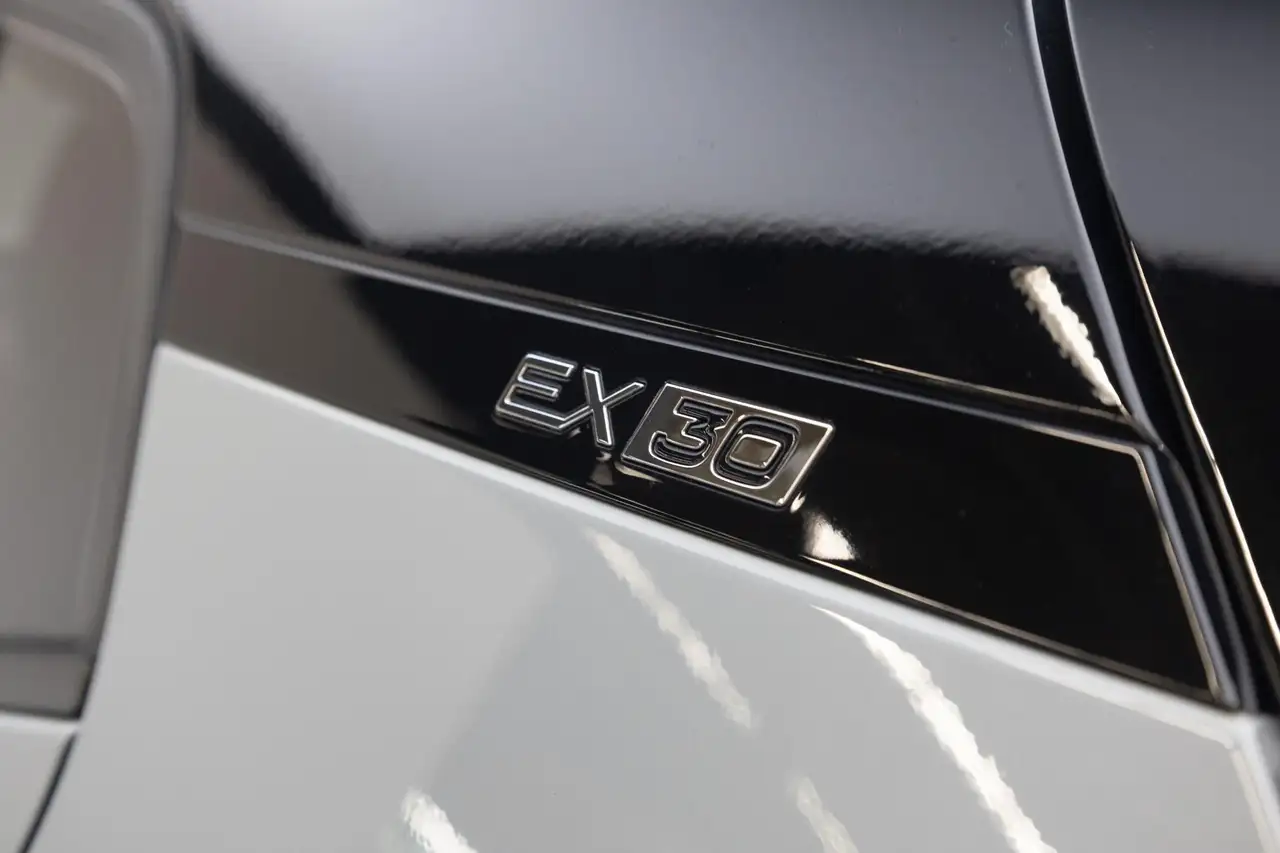 Volvo EX30 Twin Motor Performance Ultra 69 kWh Pano Keyle, миниатюра 3