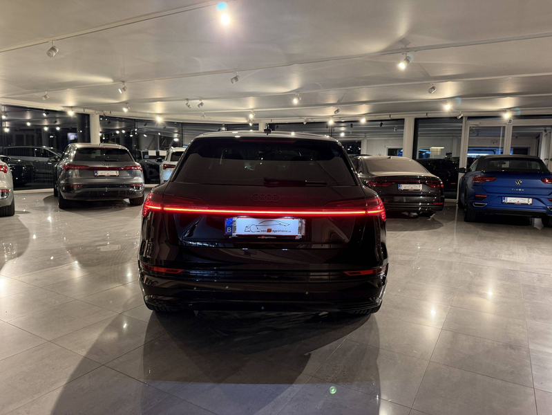 Audi Q8 e-tron QUATTRO 313PK * CAR PLAY * FULL BLACK PACK * 22" ABT VELGEN * S-LINE * LUCHTVERING * VIRTUAL COCKPIT * — photo 2