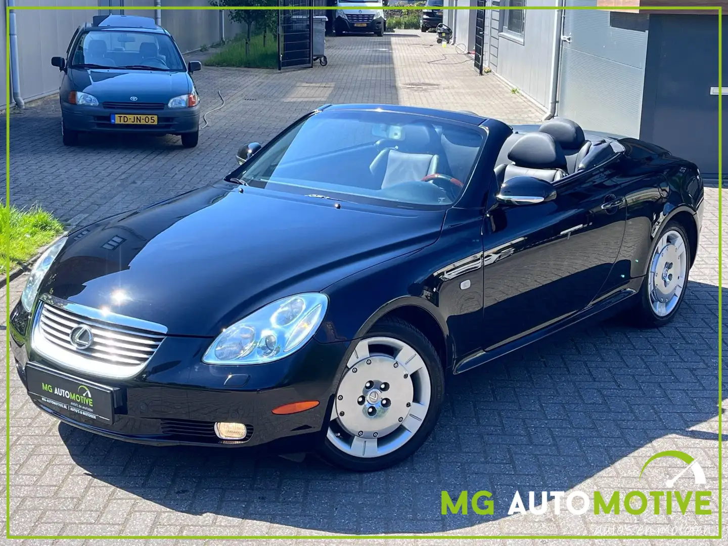 Lexus SC 430 | 4.3 V8 | 69.000 KM | FULL OPTION | UNIEKE AUTO | Schwarz - 2