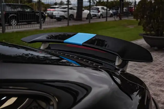 Porsche 992 view 10
