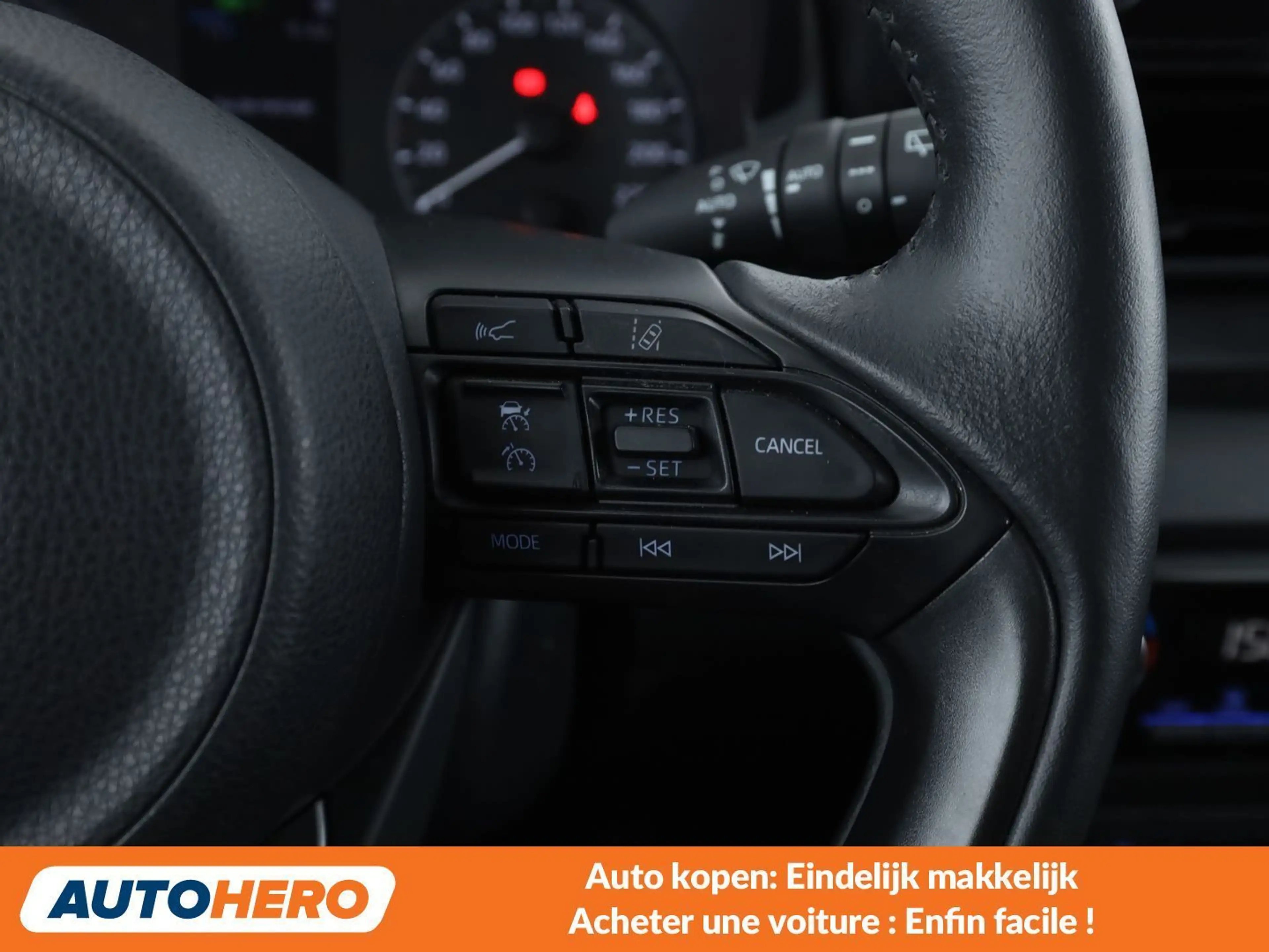 Mazda 2 1.5 Hybrid Agile — photo 12