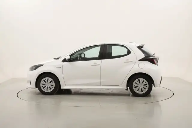 Toyota Yaris view 2