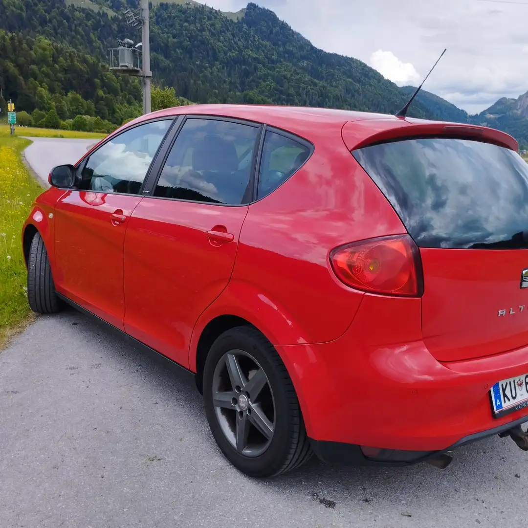 SEAT Altea Altea Last Edition Start-Stopp 1,6 CR TDi Last Edition Rot - 1