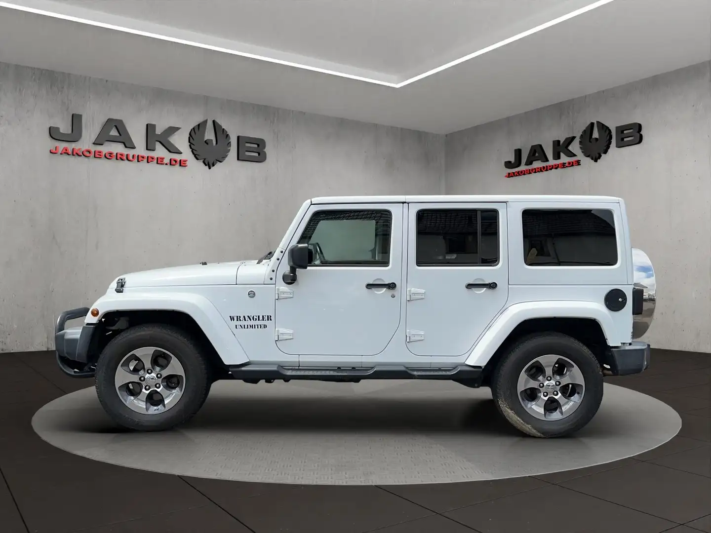 Jeep Wrangler Sahara 2,8 Ltr. + AHK 147 kW (200 PS), Autom. 5... Білий - 2