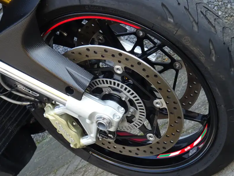 Aprilia Caponord 1200 - foto 5