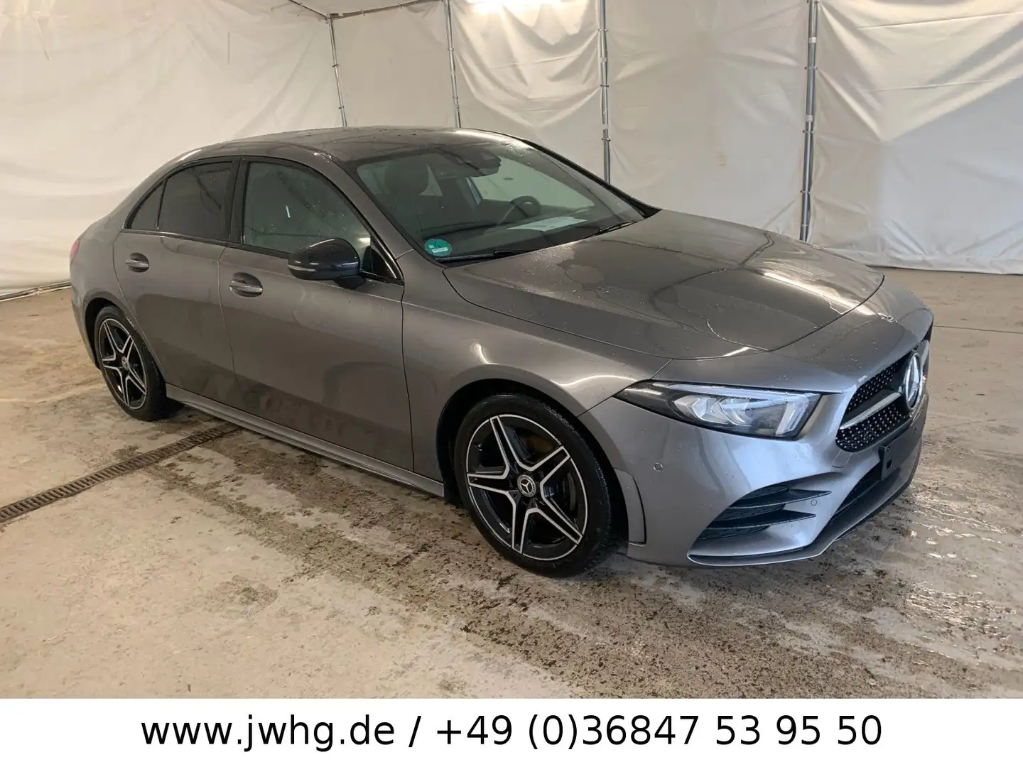 Mercedes-Benz A 200 2x AMG Line Widescreen LED Navi+ SpurP Kam Grau - 2