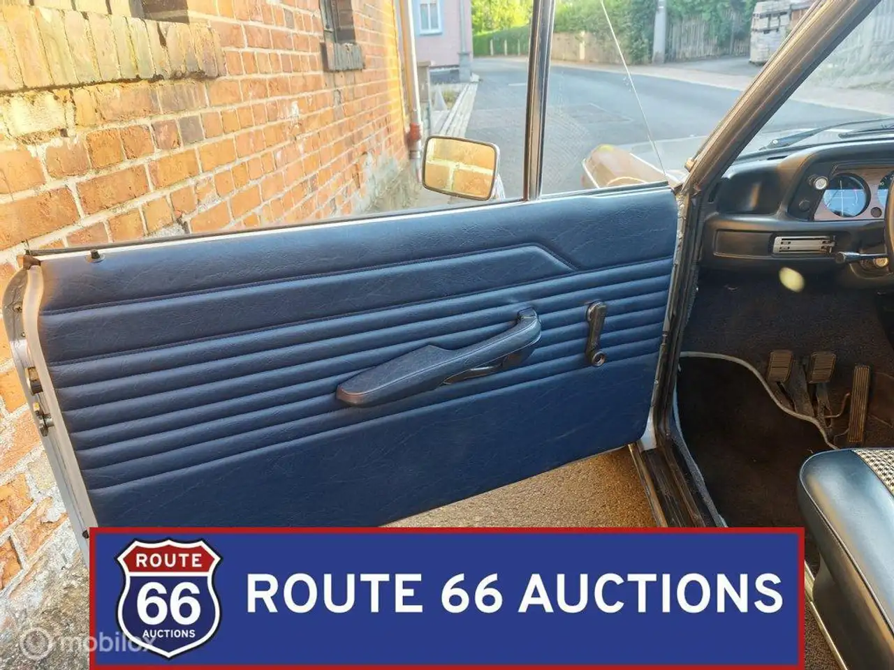 BMW 2002 Cabriolet | 1974 | Route 66 Auctions, foto 8