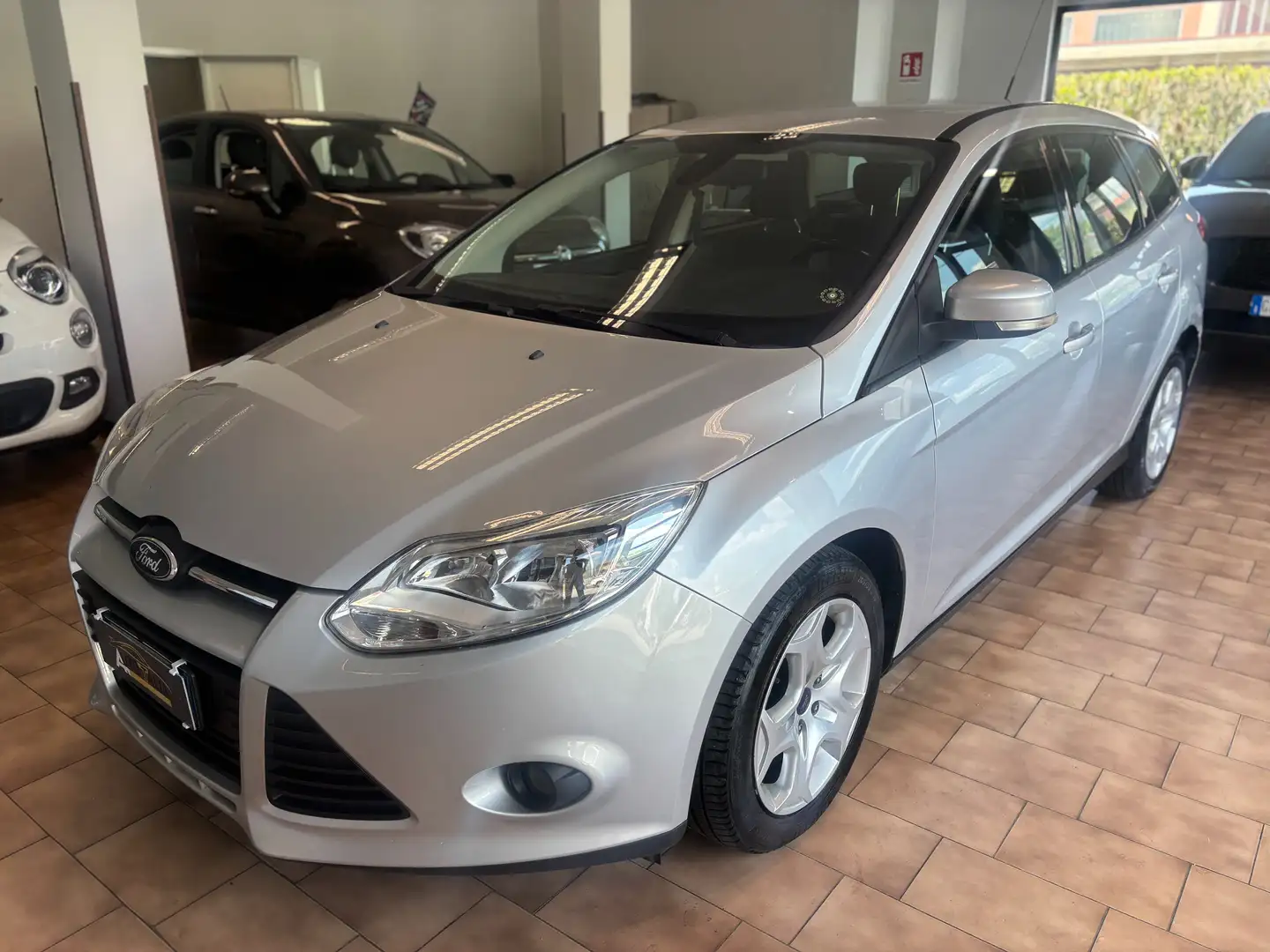 Ford Focus SW 1.6 tdci INDIVIDUAL  115cv Grigio - 1
