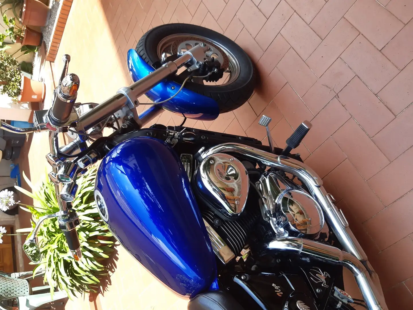 Suzuki VZ 800 Azul - 1
