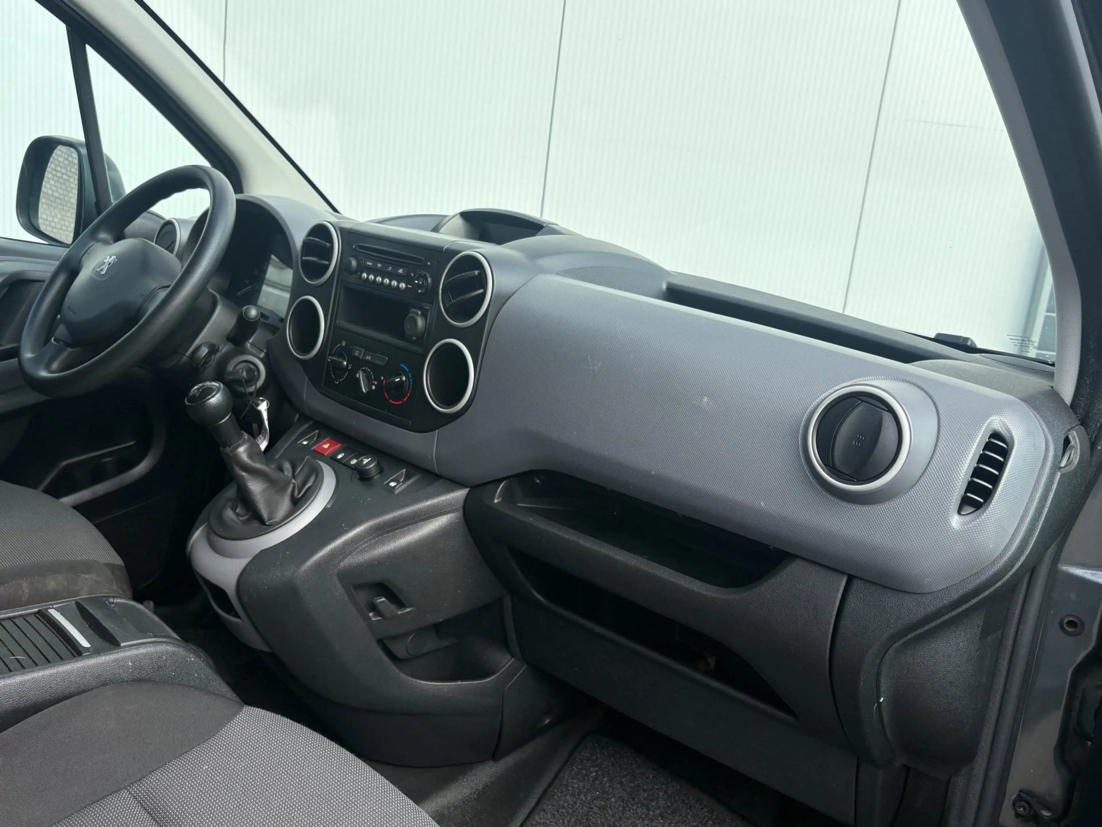 Peugeot Partner 120 1.6BlueHDi 75pk Airco Cruise EURO 6! — photo 12