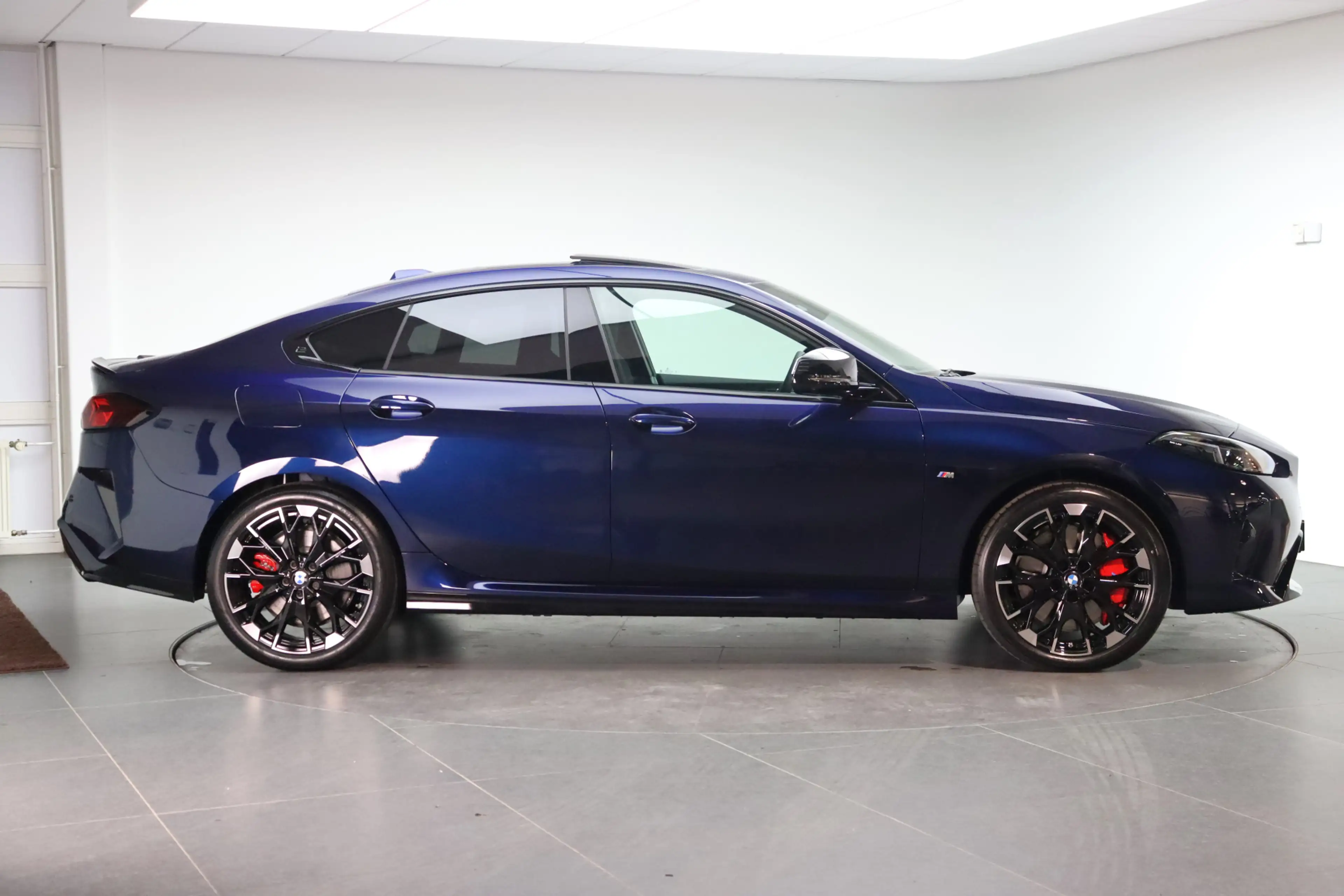 BMW 235 2 Serie Gran Coupé M235 xDrive High Executive Auto — photo 4