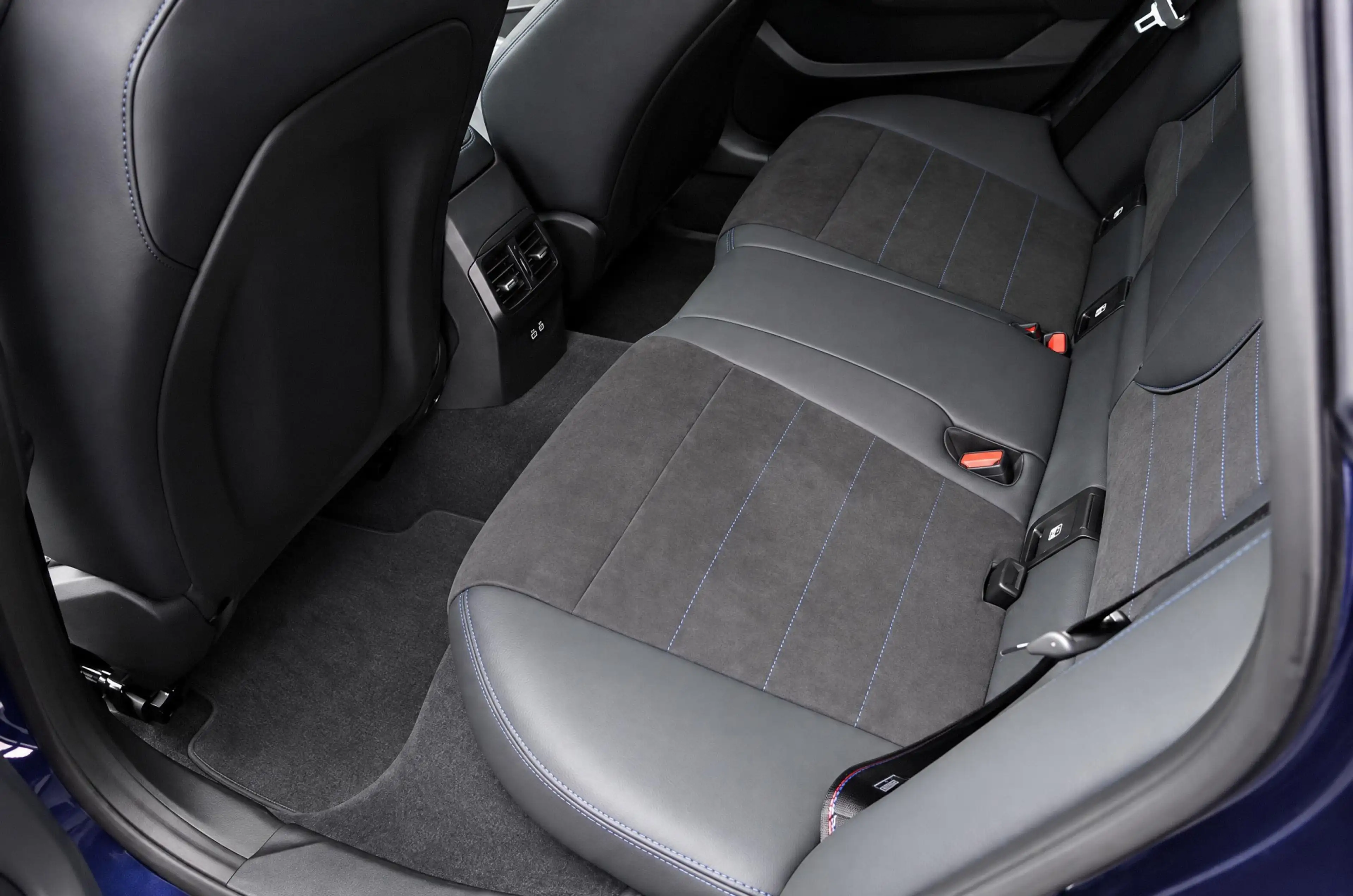 BMW 235 2 Serie Gran Coupé M235 xDrive High Executive Auto — photo 12
