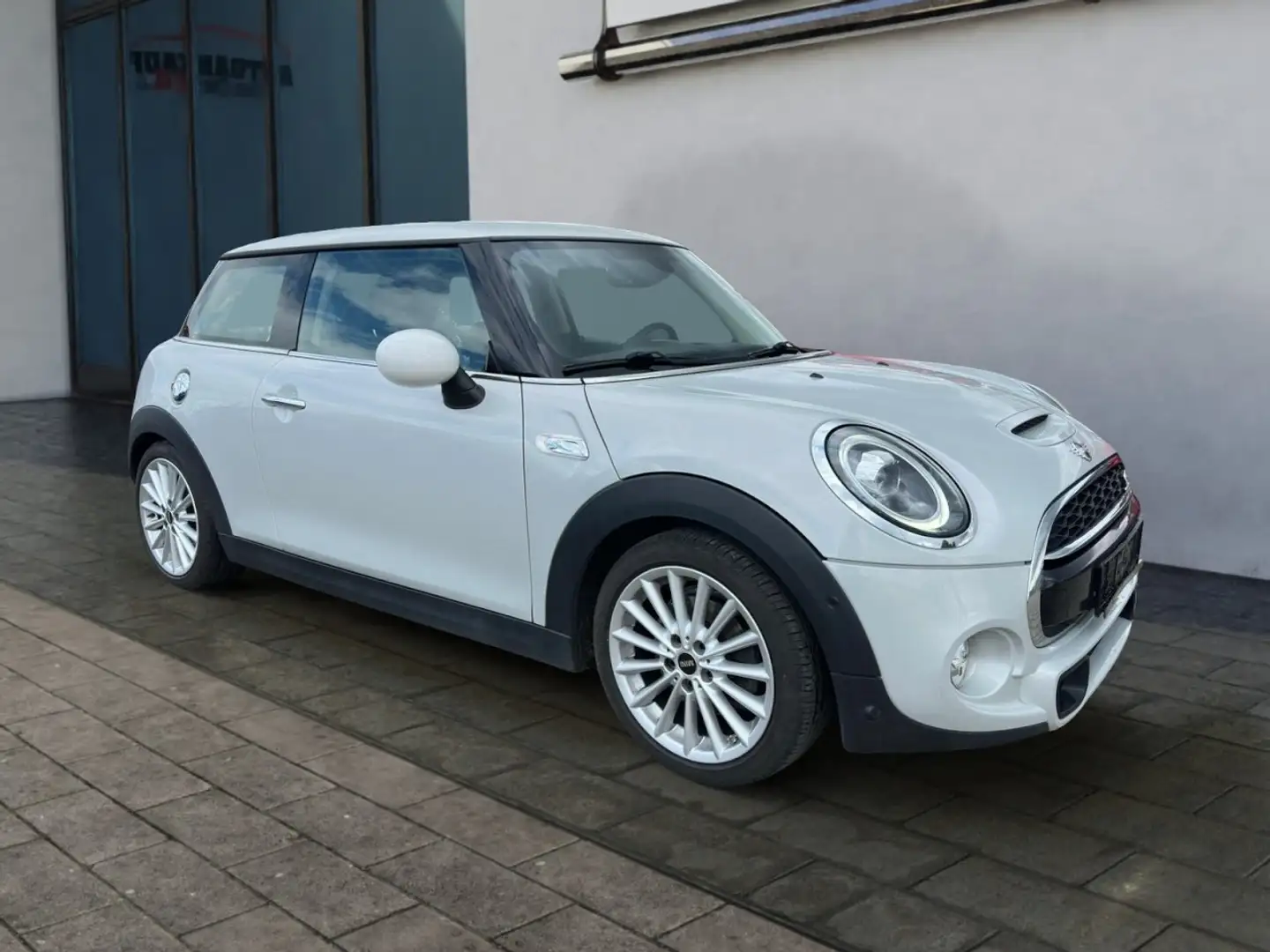 MINI Cooper SD *Aut.* Klima Navi Leder Einparkhilfe Sitzheizung Plateado - 1