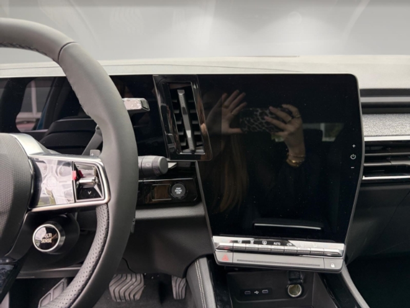 Renault Austral Techno Full Hybrid E-Tech 200 ALLRADLENKUNG PREMIU — photo 9