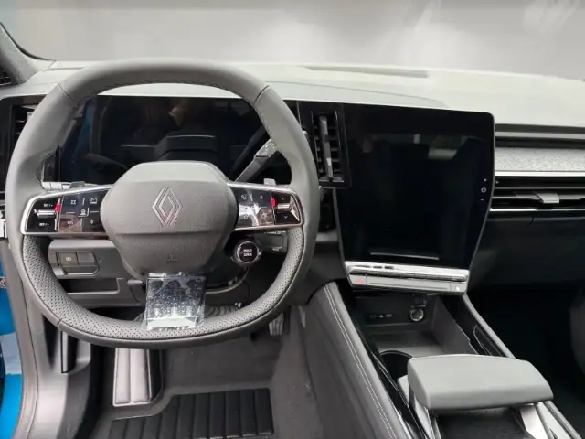 Renault Austral view 10