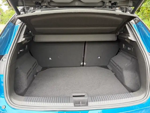 Renault Austral view 12