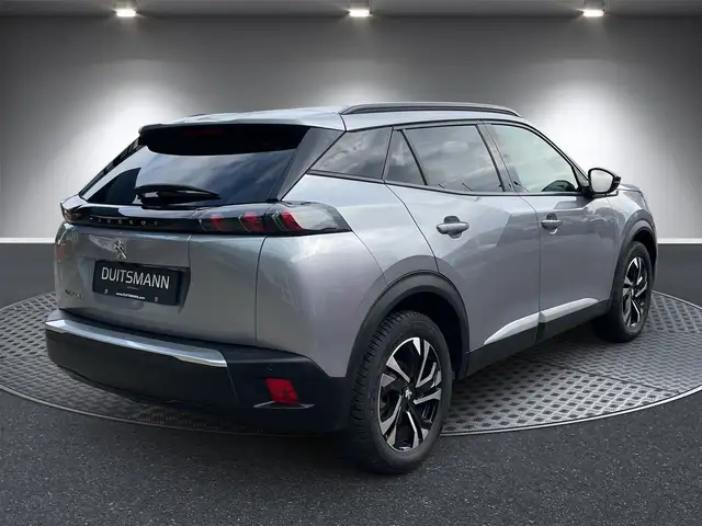 Peugeot 2008 view 5