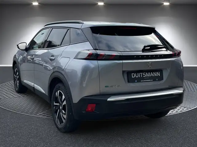 Peugeot 2008 view 3