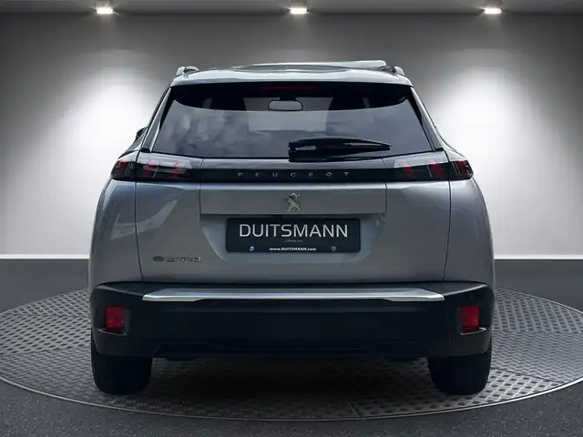 Peugeot 2008 view 4