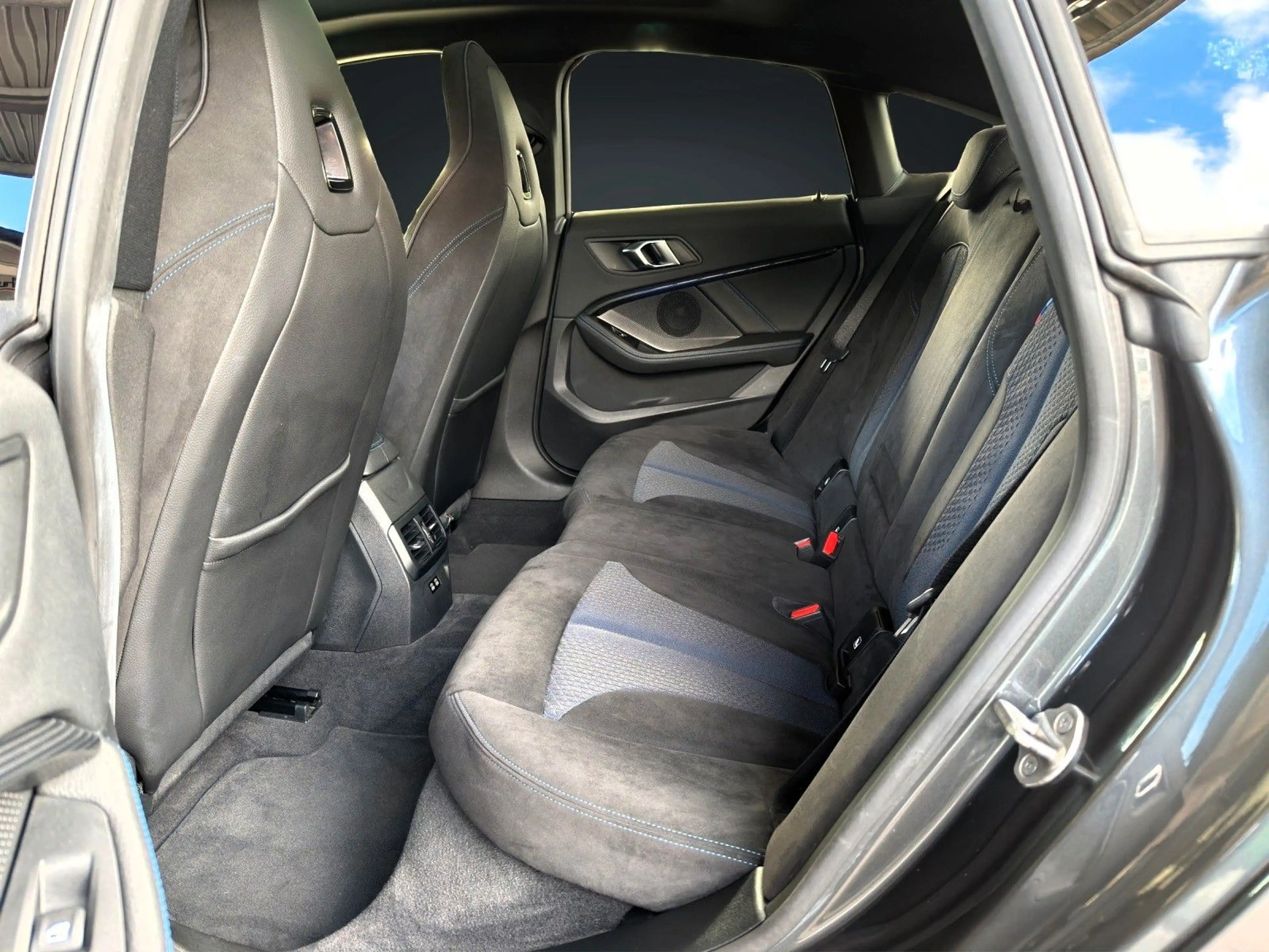 BMW 220 d GRAN COUPE M-SPORTPAKET NAVI-KAMERA-PANORAM — photo 14