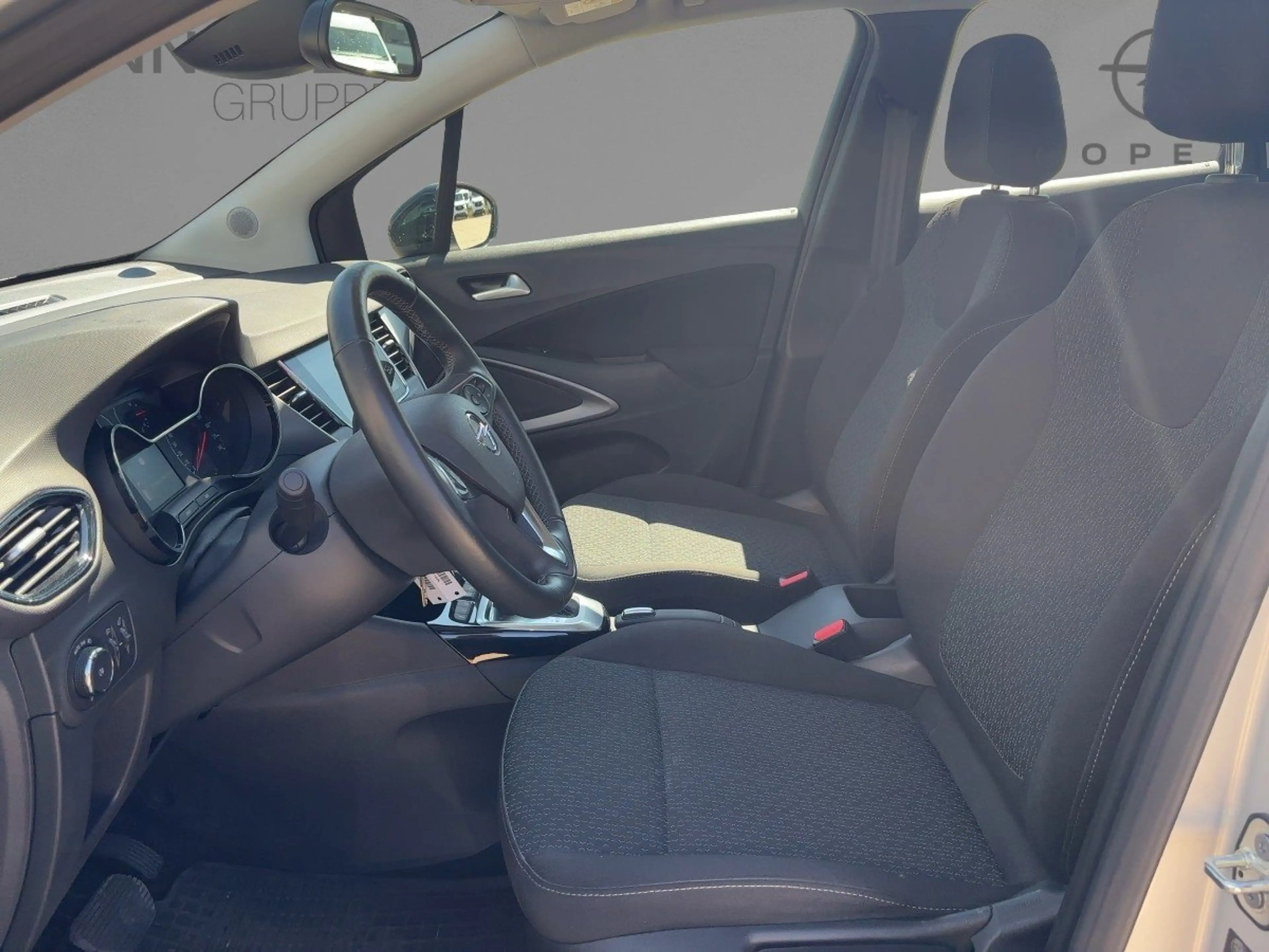 Opel Crossland Elegance LED KeyLess LM — photo 9