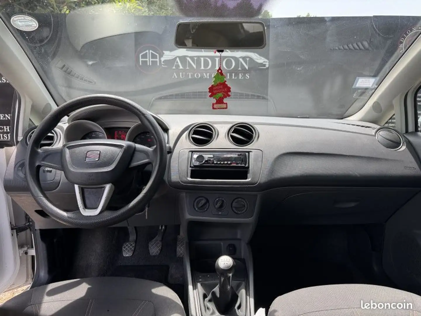 SEAT Ibiza SC 1.2 3P Bianco - 2